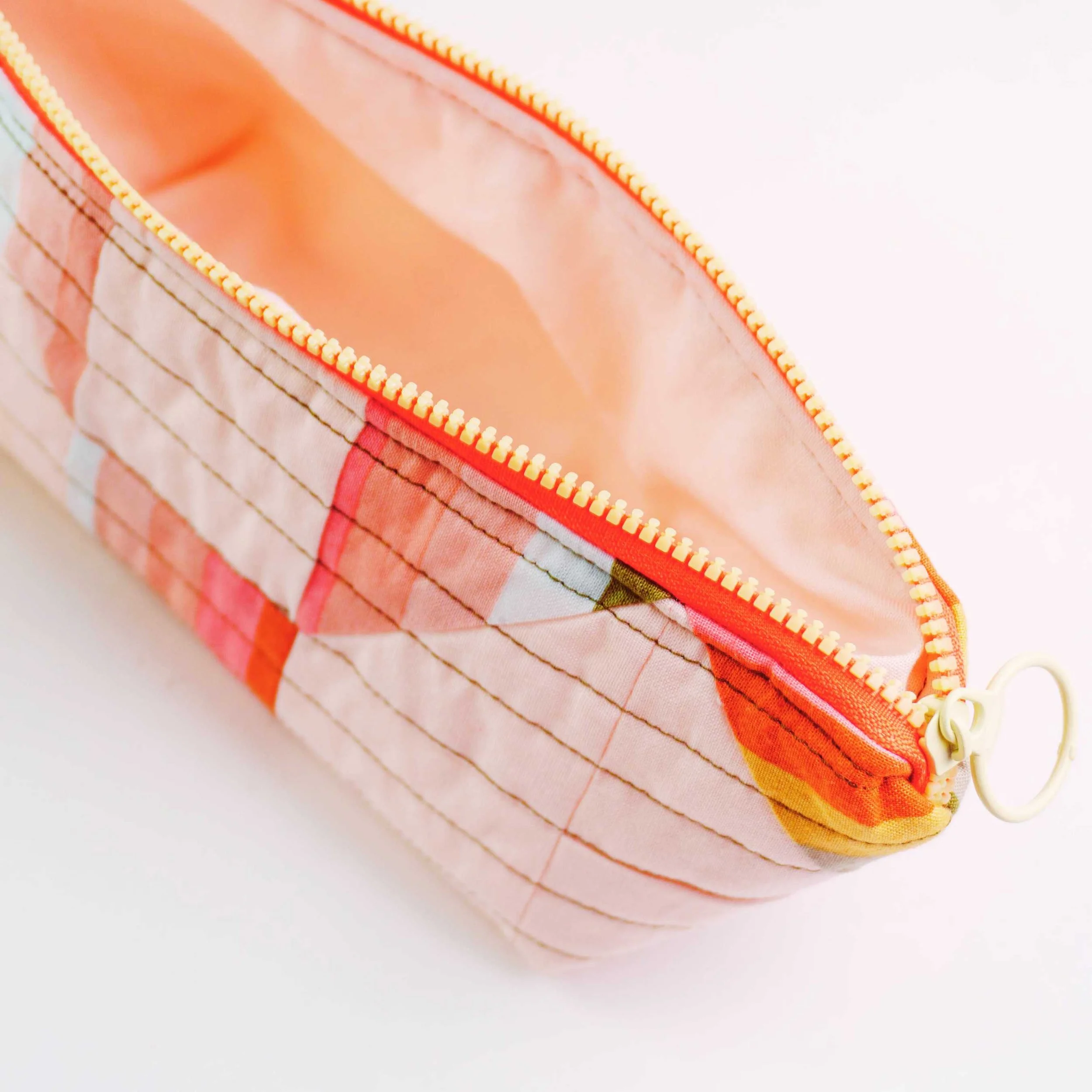 Quilted zipper bag discount
